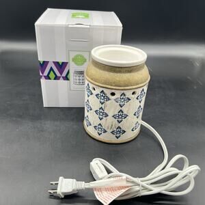 SCENTSY Full Size Warmer PEORIA POTTERY Country Cottage Farm Core Folk Art